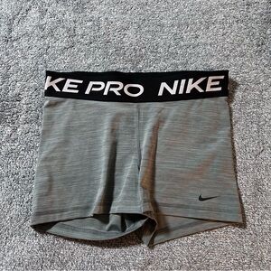 NIKE PRO - Shorts